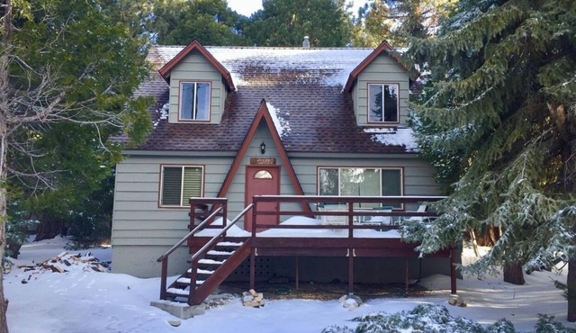 Family Friendly Cabin, near Snow Valley Ski Resort