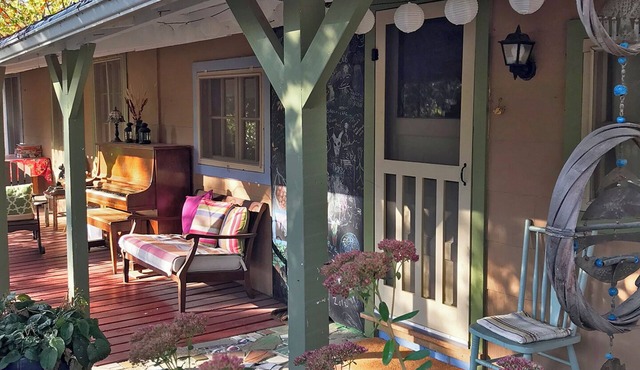 Find your vacation here, at Merrynook Cabin