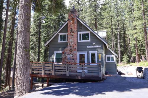 Fred's Retreat cabin