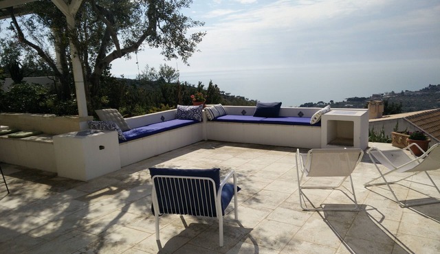 Gargano-Exclusive villa with magnificent sea view, excellent relaxation/comfort