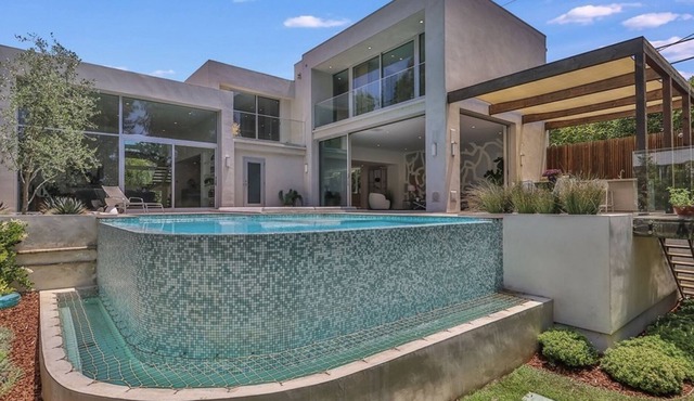 Gated Brentwood Estate with Pool and Tennis | 5 Bed | 5 Bath