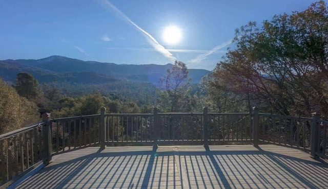 Gateway to Yosemite-Gorgeous mountain view cottage