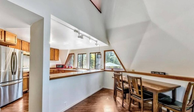 Geodesic Dome Retreat in South Lake Tahoe - Monthly Rental - WFH