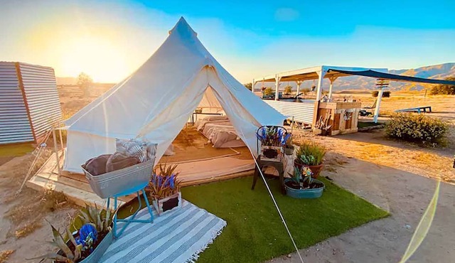 Glamorous California Campsite Retreat with Great Views