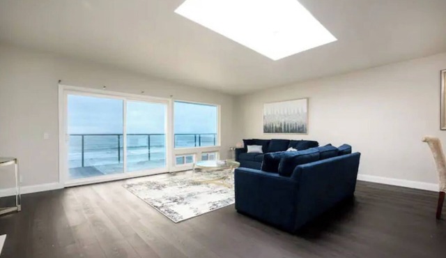 Gorgeous Beachfront Condo