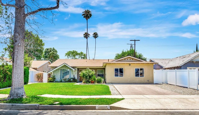 Gorgeous brand new one bedroom with AC in charming west hills neighborhood