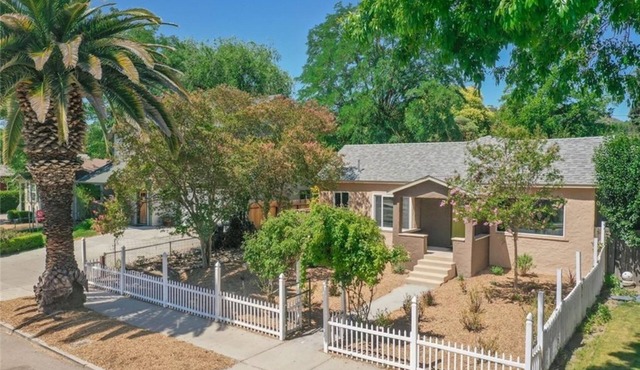 Gorgeous Downtown Villa with Gameroom LP10