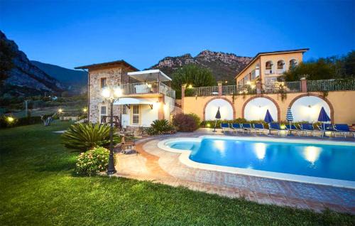 Gorgeous Home In Giungano