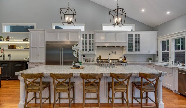 Gourmet Kitchen in Wine Country w/Hot Tub + Office