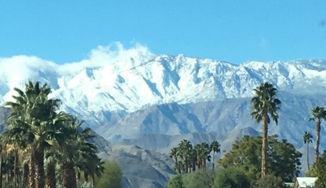 Greater Palm Springs - Central Location