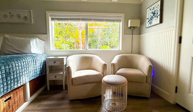 Hacienda Studio | Entire Studio in Walnut Creek
