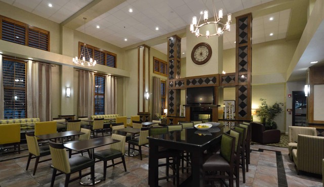 Hampton Inn & Suites Carson City