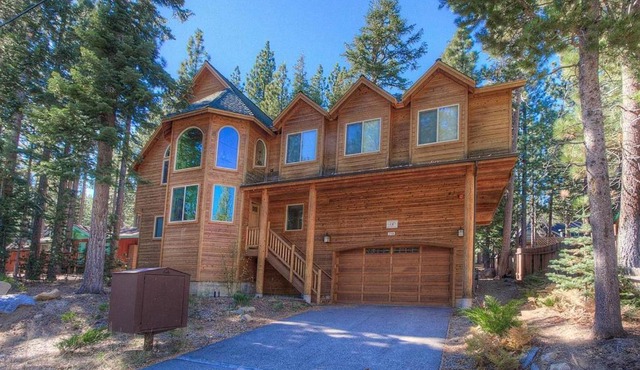 Hawks View Hideaway by Lake Tahoe Accommodations