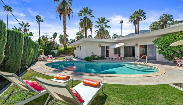 Historic Home with Preserved Red Velvet from the 1970s and a Private Pool!