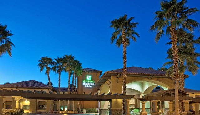 Holiday Inn Express & Suites Rancho Mirage - Palm Spgs Area by IHG