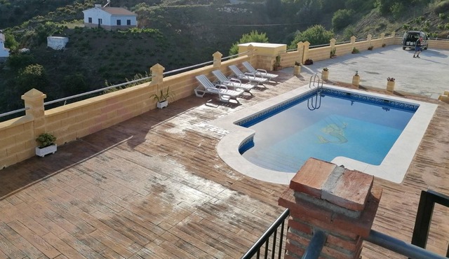 Homerez - Big villa 18 km away from the beach for 10 ppl. with swimming-pool