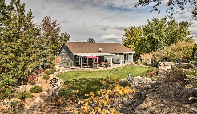 Hot Tub & Fire Pit: Reno Gem 12 Mi to Skiing
