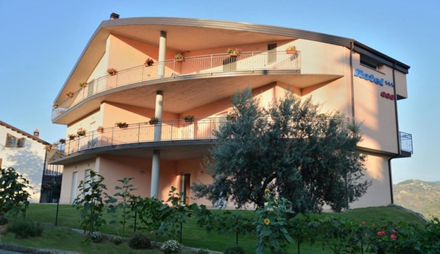 Hotel 660