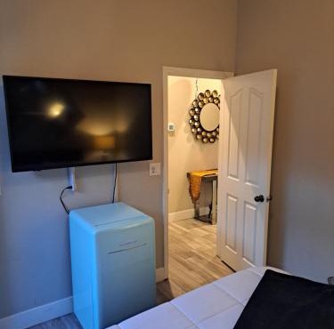 In Law Unit, 2 bedroom Suite