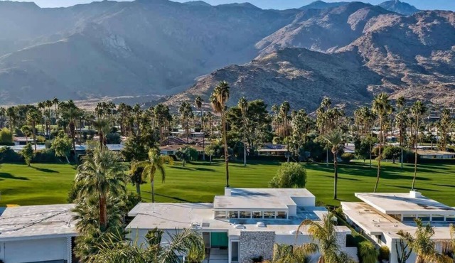 Indian Canyons Oasis w/Pool, Spa & Golf/Mtn Views