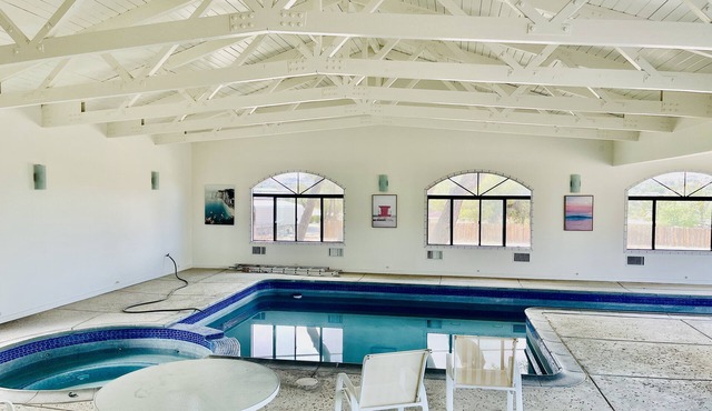 INDOOR SWIMMING POOL AND VERY SPACIOUS AND LUXURY