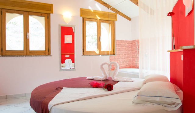 IRIS Minihotel - De Luxe Room