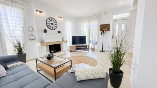 Ismini Luxury Villa