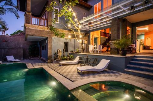 Laki Uma Villa - Male Only