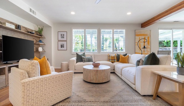 Large, executive level family home in great neighborhood in Temecula