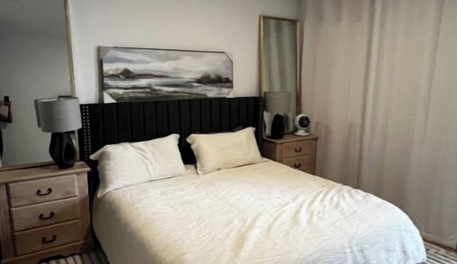 Light and Bright, 1 bedroom, 1 bath apartment.