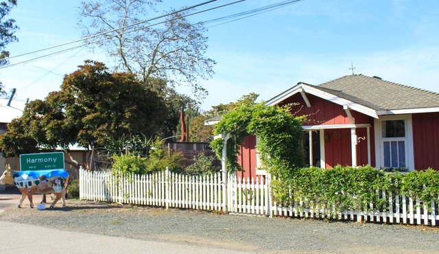 Little Cottage in Harmony