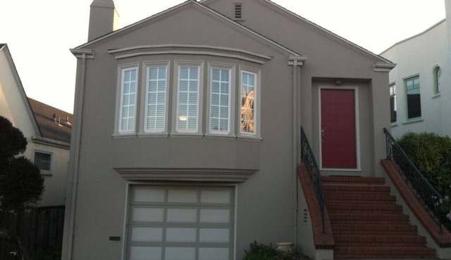 Local Style Living Inside the Big City! Two miles to UCSF and Golden Gate Park!