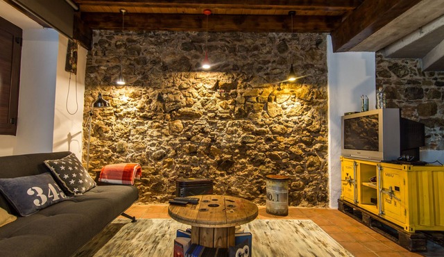 Located in the old town of Estepona, 3 minutes walk from the beach