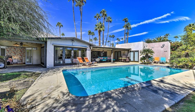 Luxe Palm Springs Home w/Backyard Oasis!