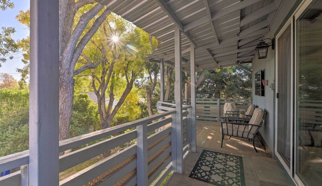 Luxurious Downtown Lodi Apartment in Wine Country!