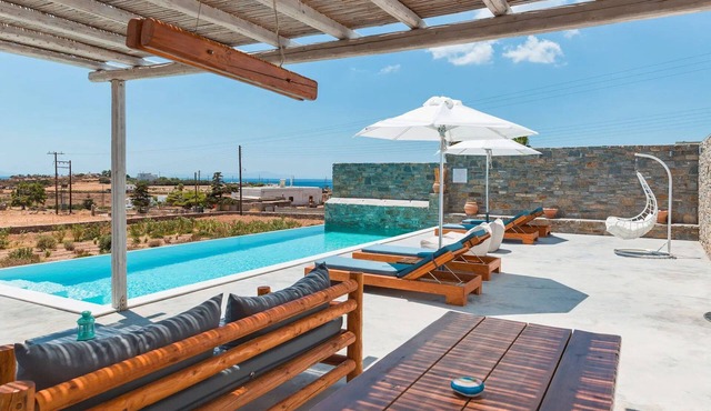 Luxurious Paros Villa | 8 Bedrooms | Villa Horizon Retreat | Private Pool