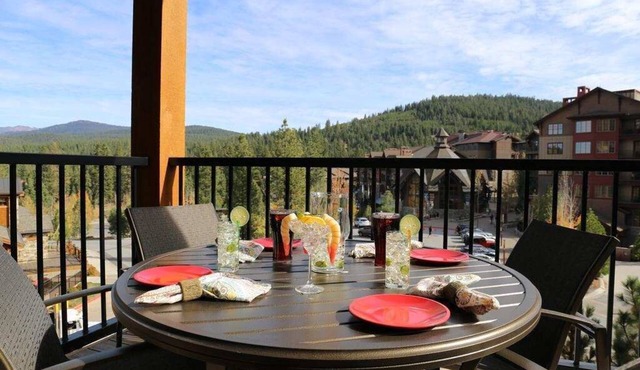 Luxury 2 bd condo at Northstar with a ski-in/ski-out gondola awaits during MLK!