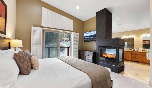 Luxury Home | Heavenly-Chef`s Kitchen | Sleeps 8