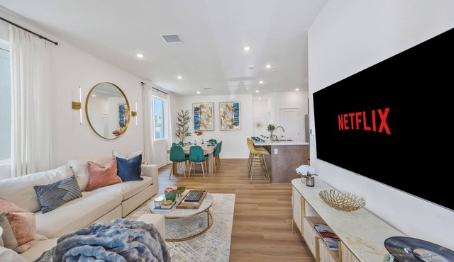 Luxury Resort - Pool&Spa - Arcade - Theater - Fitness - BBQ - Beach in Ladera Ranch