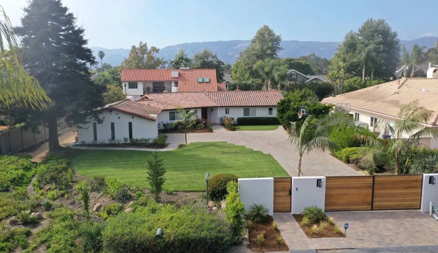 Luxury Villa w/Saltwater Pool/Spa and Private Beach Access