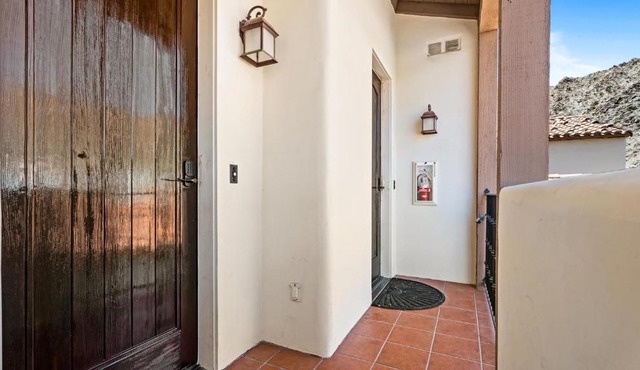 LV014 Legacy Villas Studio Overlooking the Pool