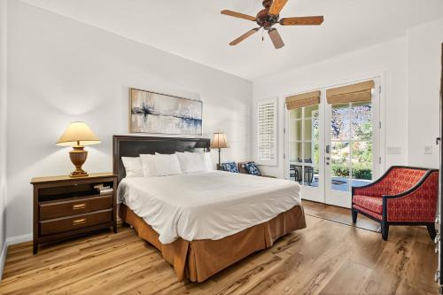 LV035 Downstairs Pet-Friendly Legacy Villas Studio