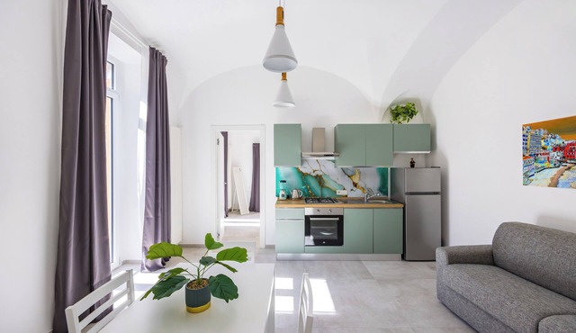 Maison Carolina - One Bedroom Apartment, Sleeps 4