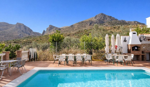 MalagaSuite Villa Rural Alcaucín