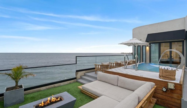 Malibu Sand by Stay Awhile Villas