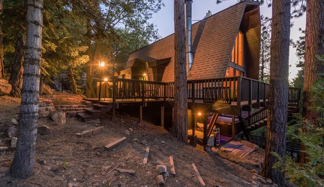 Mellow Mountain A-frame Hideaway with Hot Tub