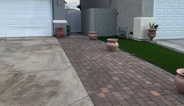 Modern 1BR Apartment Minutes from Las Vegas Strip