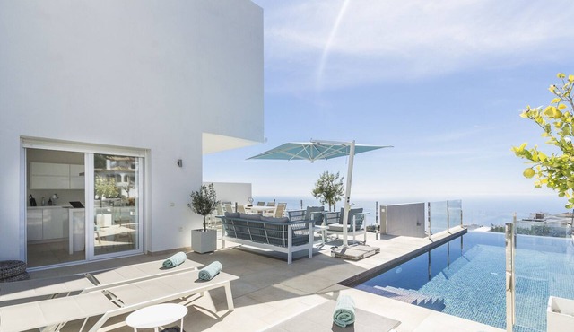 Modern villa with heated swimming pool and breathtaking view