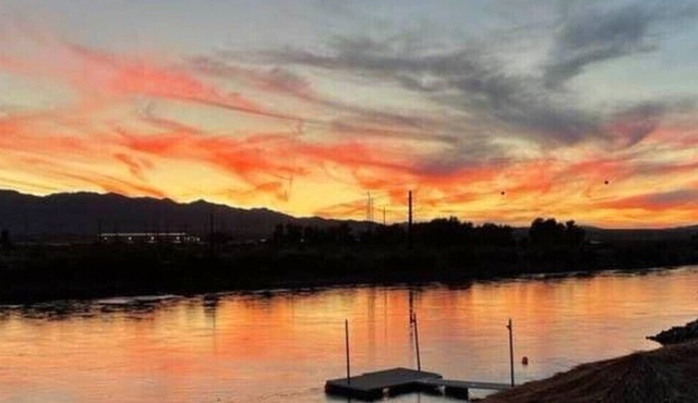 Mohave Valley, River front, beach, water view, pickleball