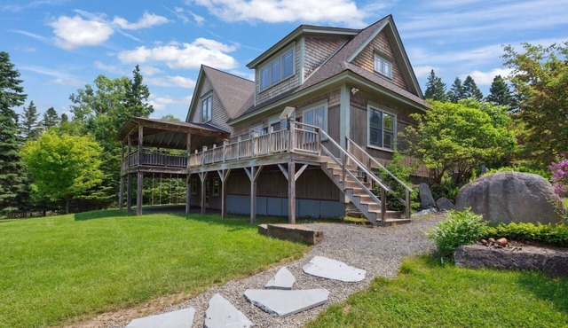 Moose Ridge Haven | Spacious and beautifully appointed home | Hot tub & Sauna in Rangeley